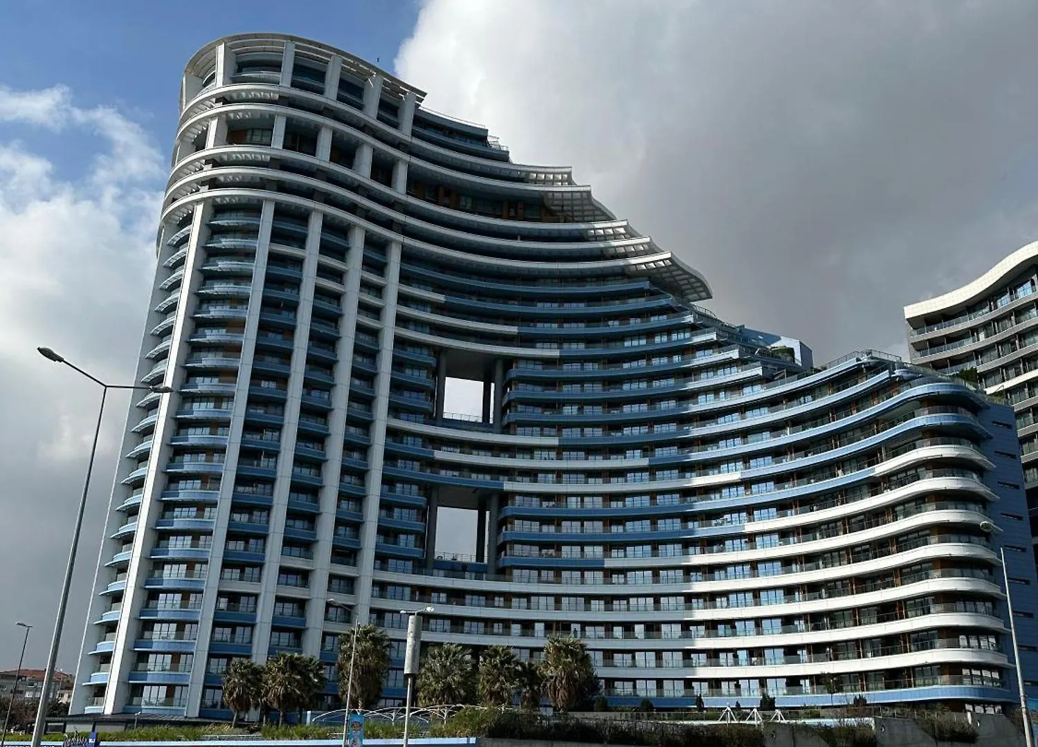 Ottomare Suites Sea, View, Pool, Gym Istanbul